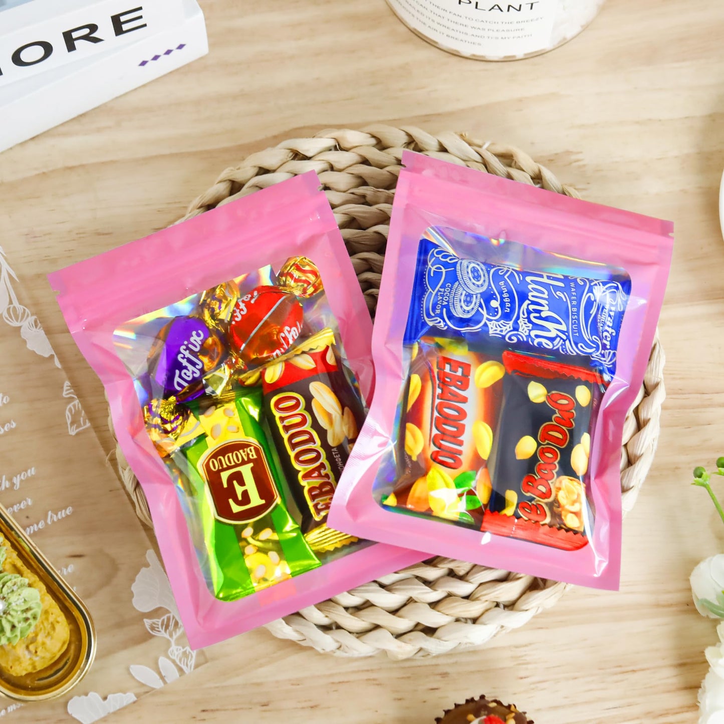 200 Pack 5x8 Mylar Bags with Window Stand Up Bgas 7.5mil Thick for Food Storage and Resealable for Small Business Packaging Bag